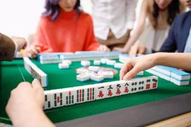 澳门精准资料免费更新时间，澳门精准资料背后的警示：远离赌博风险，守护和谐生活