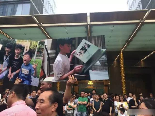 杭州纵火案最新进展，警方深入调查，家属发声，社会各界关注，杭州纵火案持续追踪，警方全力调查，家属发声，社会关注聚焦