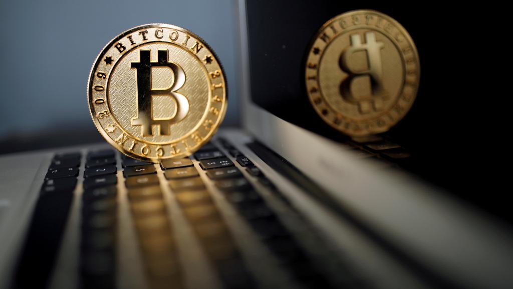 1000万玩比特币，投资探索：1亿资金玩转比特币——全面指南与风险控制