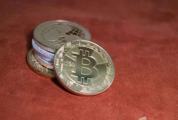 比特币2100万计算大关揭秘，技术突破与市场展望，比特币突破2100万计算力大关，技术革新与未来市场趋势解析