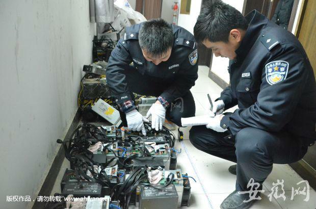 比特币挖矿机连接器电压，比特币挖矿机连接器电压技术深度解析：影响效率的关键因素与未来趋势探讨