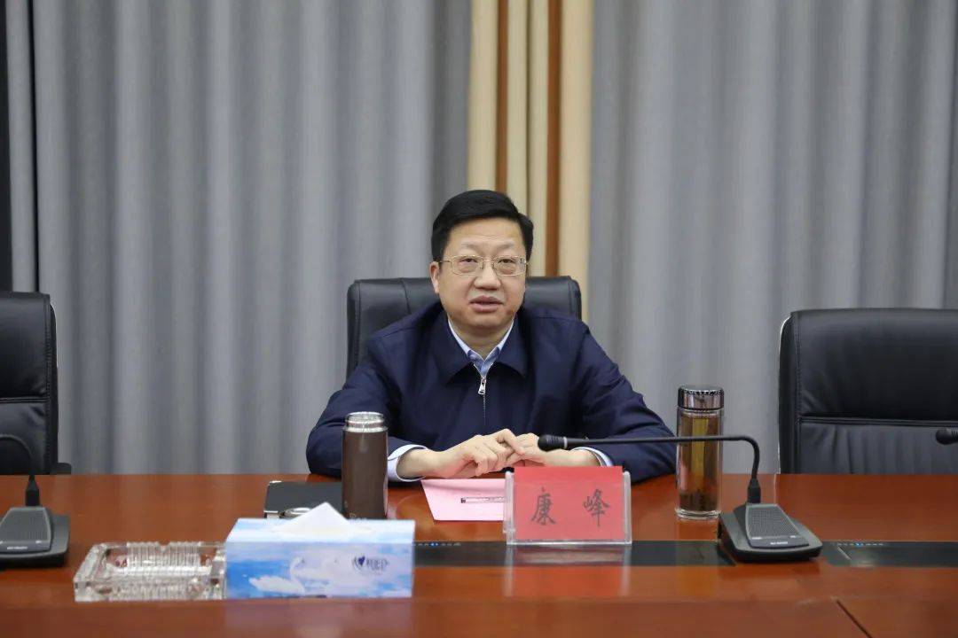 新华区区委书记闫廷瑞区长乔彦强 一行到新华区法院调研指导工作