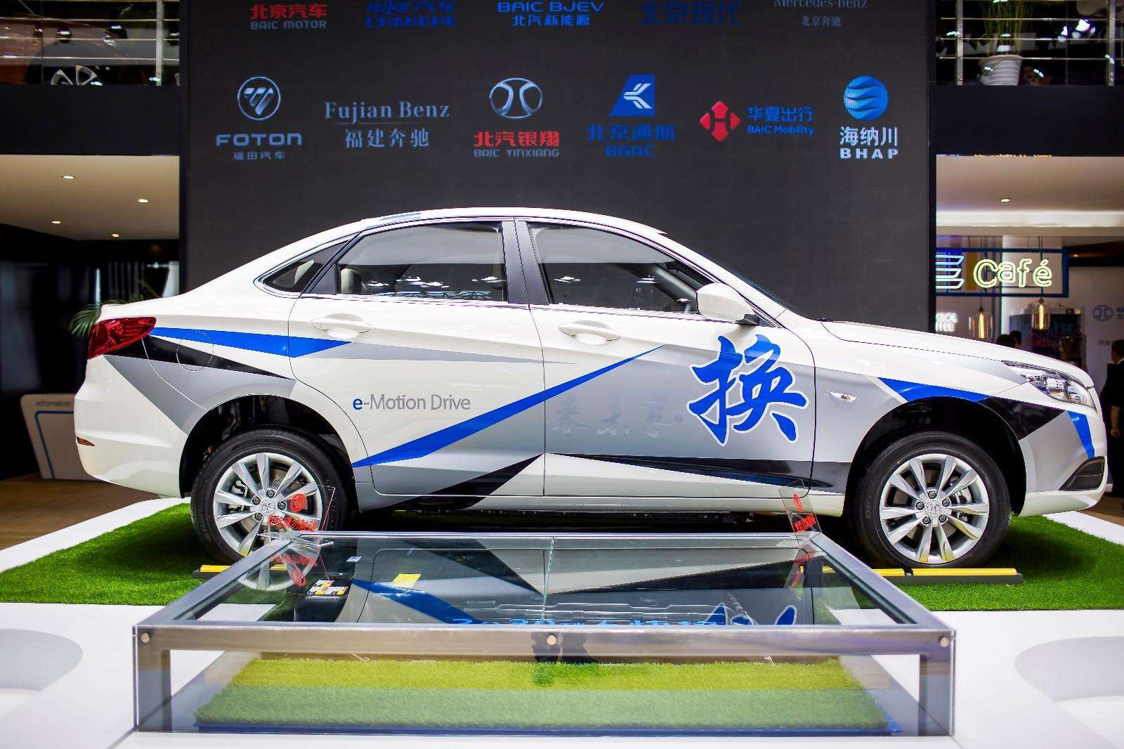 新能源7座出租车报价，深度解析市场现状与未来趋势，新能源7座出租车报价及市场现状与未来趋势解析