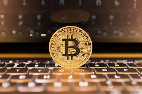 以太币和比特币通俗，比特币与以太币：加密货币基础知识的通俗解析